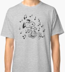dancing snoopy Classic T-Shirt
