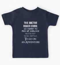 Clash of fandoms Kids Tee