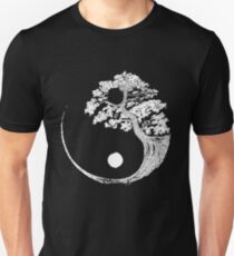 Yin Yang Bonsai Tree Japanese Buddhist Zen Unisex T-Shirt