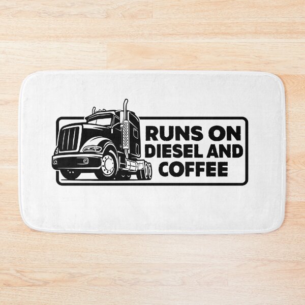 Artikelvorschau, Läuft mit Diesel und Kaffee, lustiger Trucker entworfen und verkauft von Majesticoo.