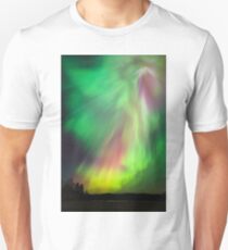 Große schöne bunte Nordlichter Slim Fit T-Shirt