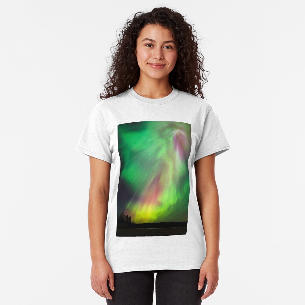 Big beautiful multicolored northern lights Classic T-Shirt