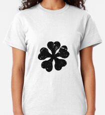 Camiseta clásica Camiseta negra del logotipo del animado del trébol para los amantes del animado