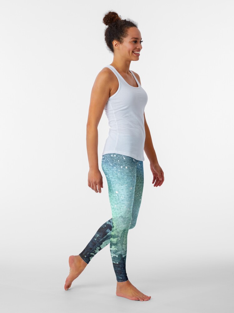 Alternate view of Watercolor Galaxy Nebula Aurora Northern Lights Painting Leggings