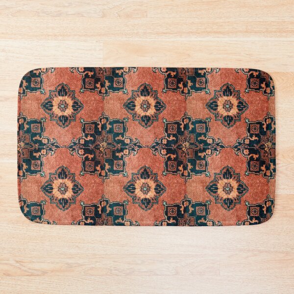 Artikelvorschau, Orientalischer türkischer antiker Vintage-Kelim-Teppich entworfen und verkauft von AppareIIndustry.