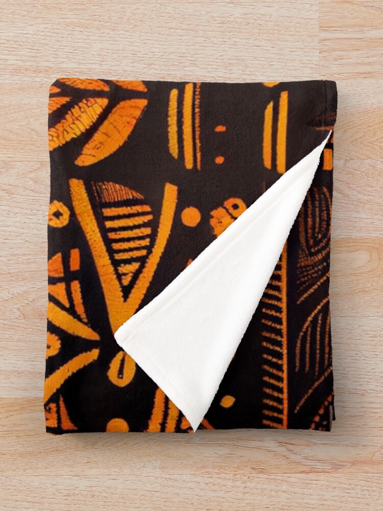 Imagen 3 de 6, Manta con la obra Rough African Pattern Digital Painting, diseñada y vendida por CodeAndColors.