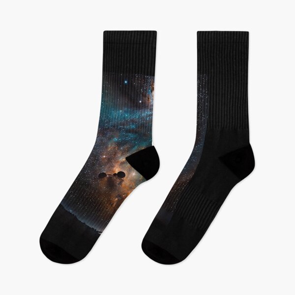 Aperçu de l'œuvre Un ciel nocturne rempli d'étoiles et de galaxies créée et vendue par AI-RDROP.