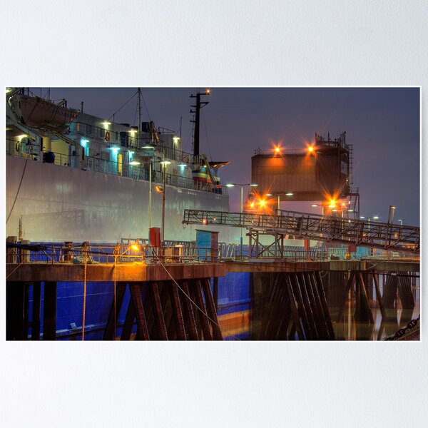 Dockside, 6am Poster