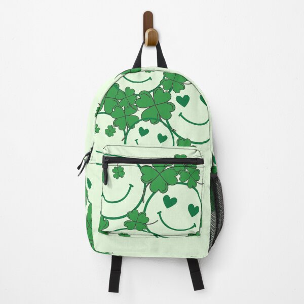 Artikelvorschau, Emoji Gesicht Saint Patricks Day Design entworfen und verkauft von ArtfulGiftShop.