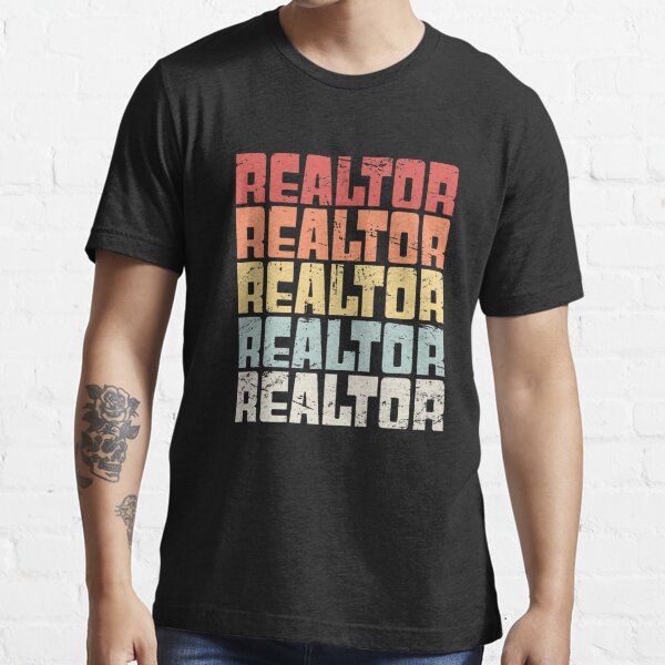 Retro 70s REALTOR Text Essential T-Shirt