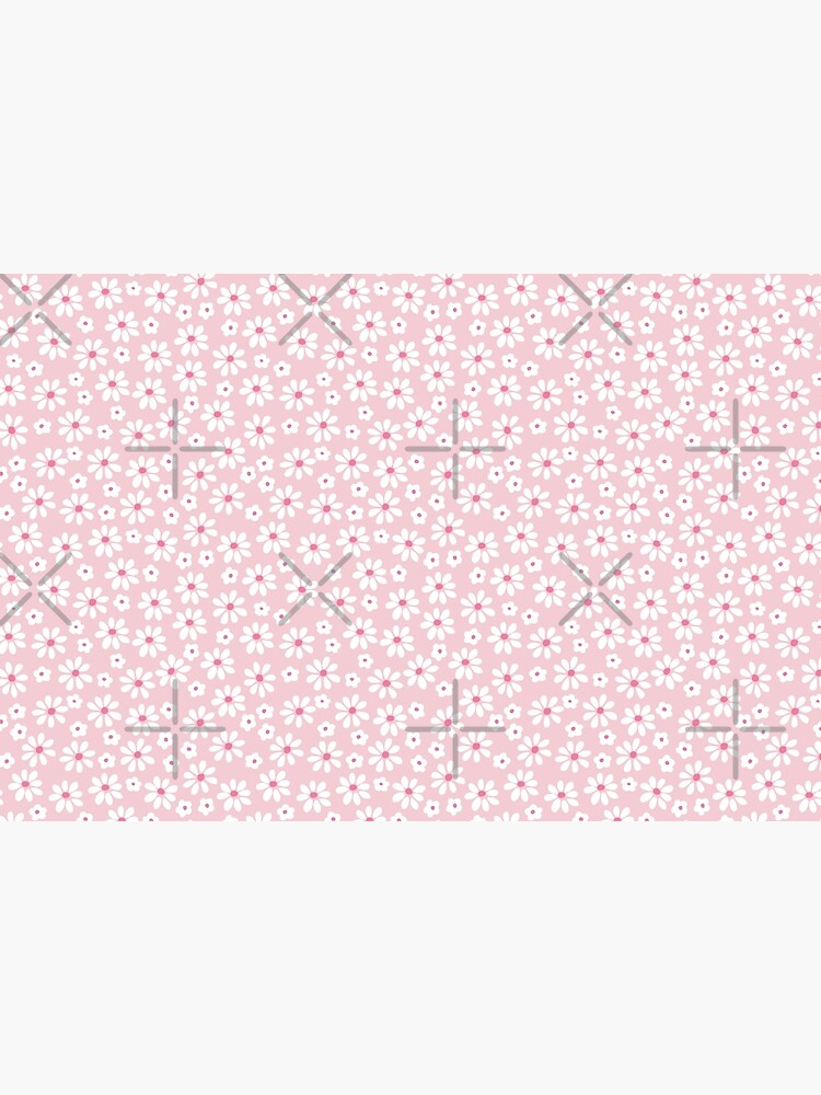 Disover DITSY PRAIRIE VINTAGE RETRO FLORALS AND FLOWERS PINK WHITE Bath Mat