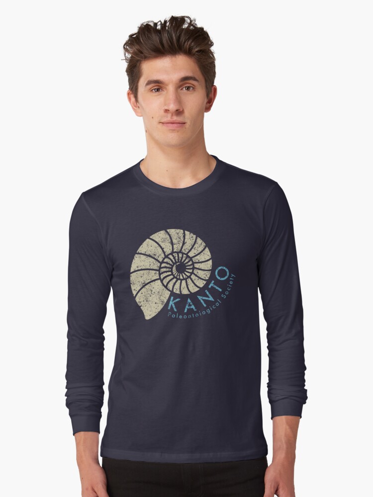 Aperçu 1 sur 5. T-shirt manches longues avec l'œuvre puis créée et vendue par Fletcher-Fox.