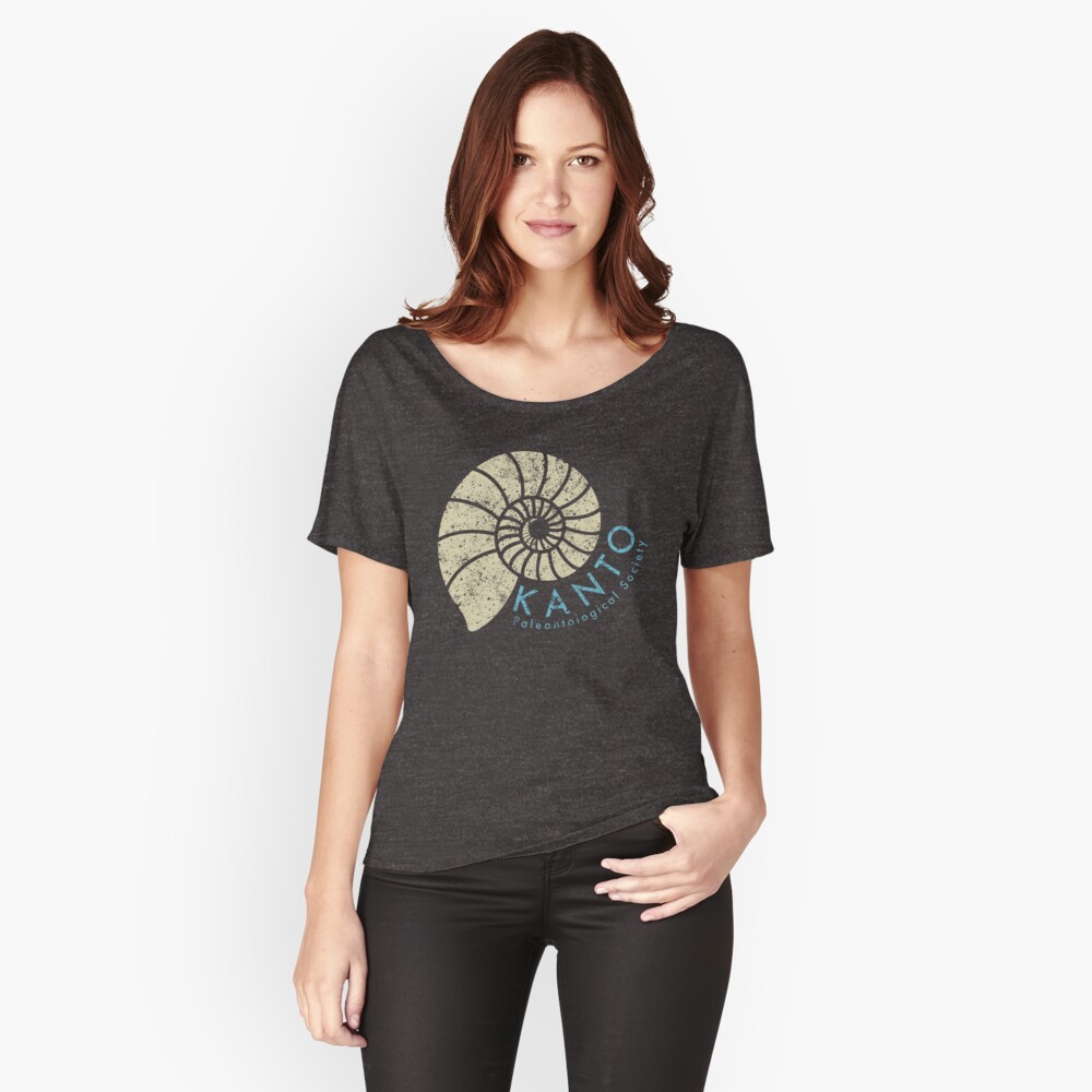 Aperçu de l'œuvre T-shirt coupe relax créée et vendue par Fletcher-Fox.