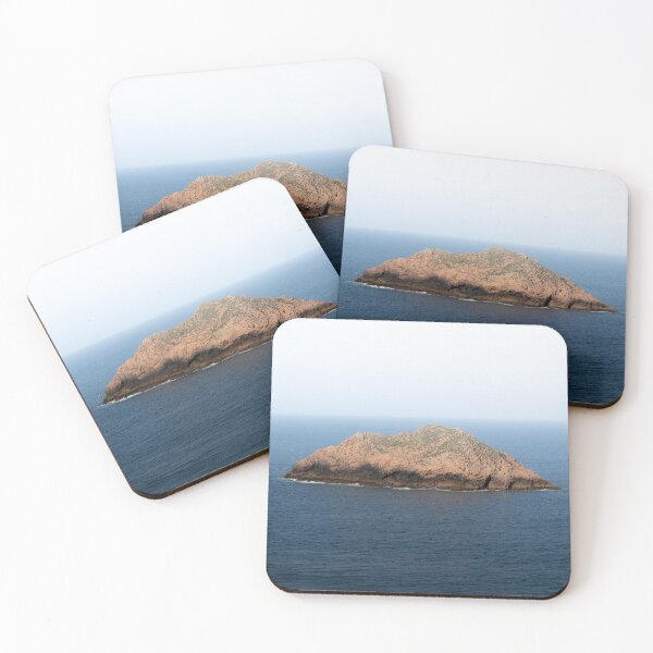 Item preview, isla en el océano designed and sold by shotbythijs.