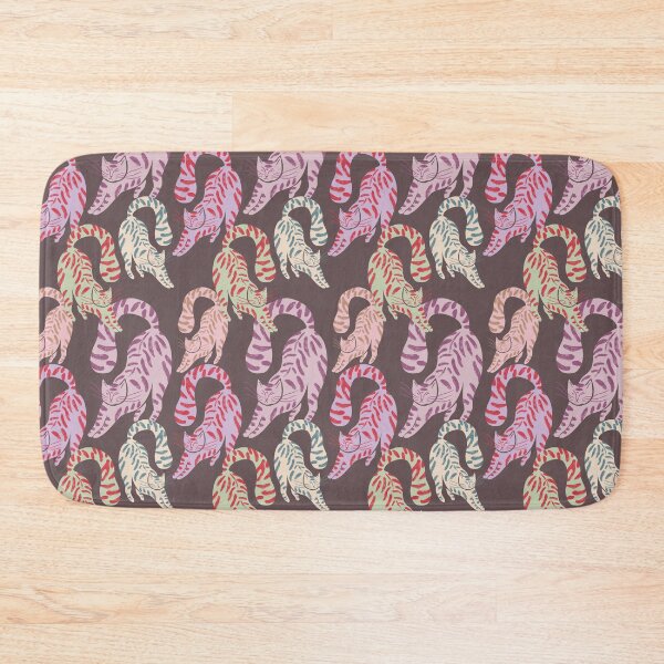 Aperçu de l'œuvre Colorful Retro Tigers Pattern In Muted Colors Walnut Brown créée et vendue par scorpiolane.
