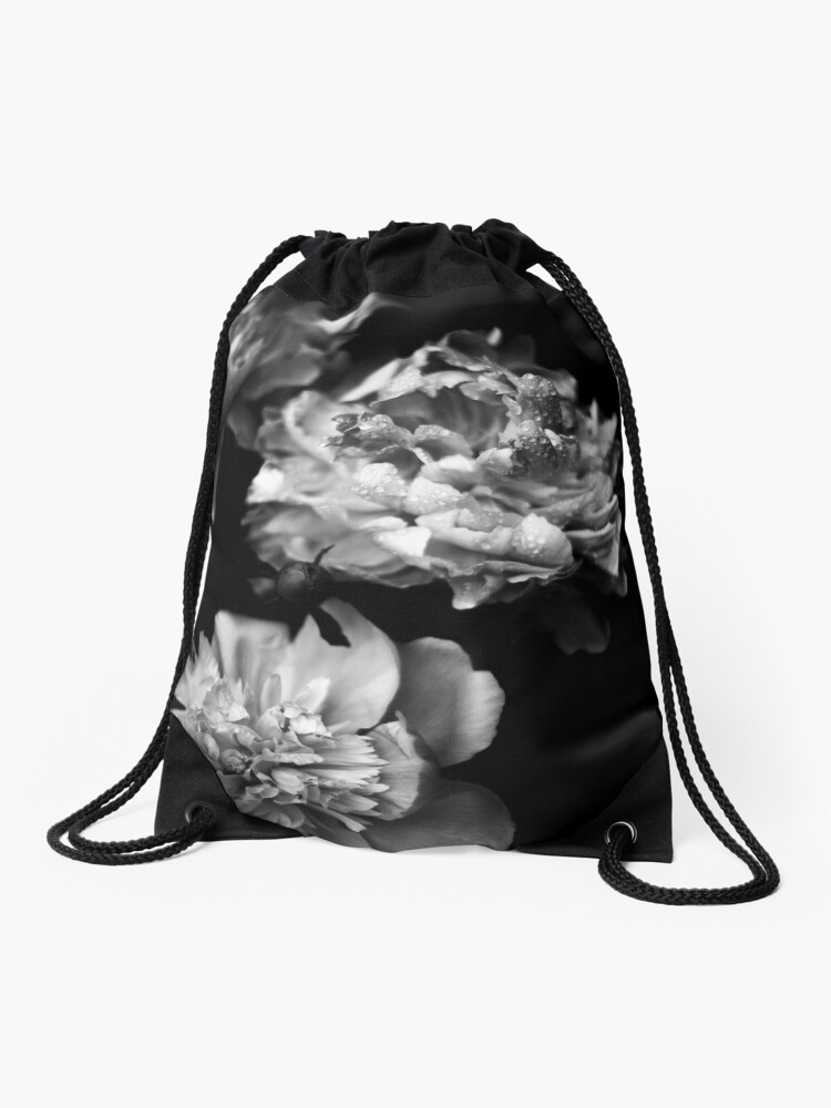 Mochila saco «Peonías blancas y negras» de nth4ka | Redbubble