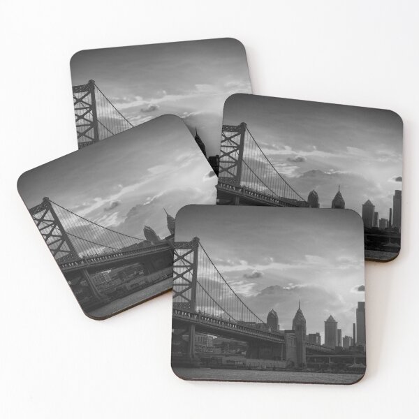 Item preview, Fotografía del horizonte de Filadelfia - Puente Ben Franklin designed and sold by CityscapeDesign.
