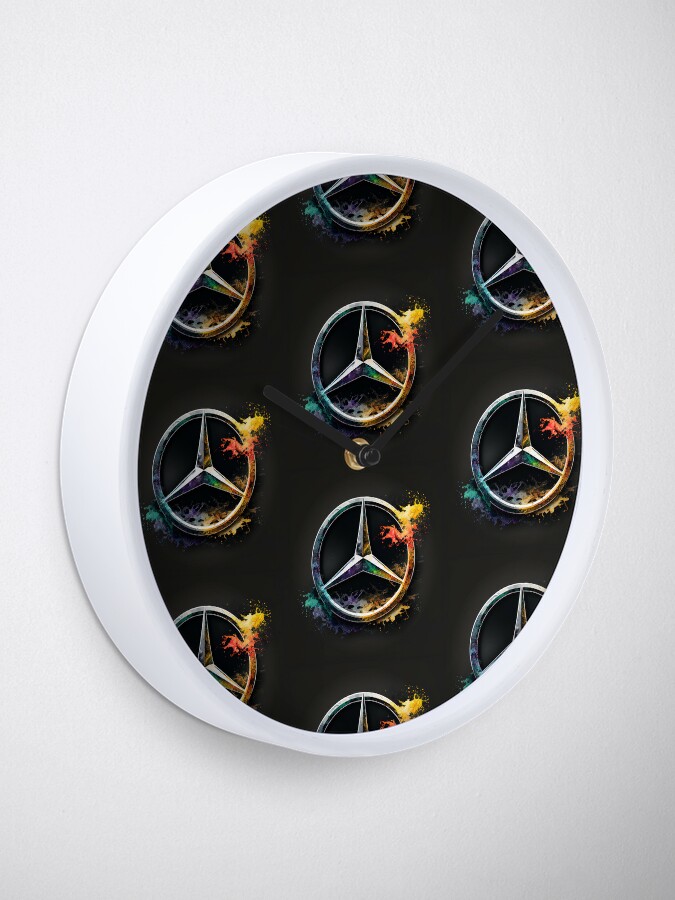 Uhr for Sale mit Mercedes-Logo-Aufkleber von tankarma