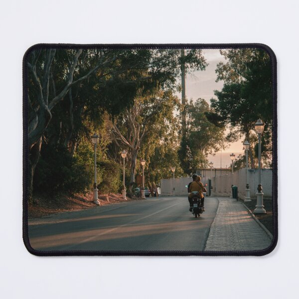 Artikelvorschau, Motorrad auf der Straße bei Sonnenuntergang entworfen und verkauft von eileenconmusica.