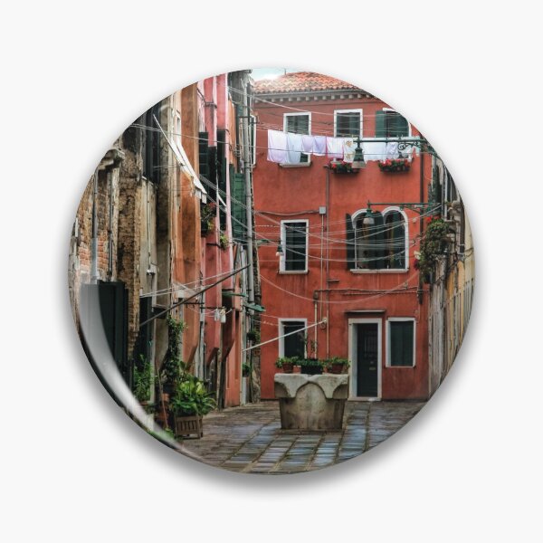 Aperçu de l'œuvre Jour de lessive dans la ruelle de Venise créée et vendue par John Lines.