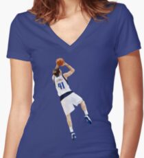 Dirk Nowitzki Fadeaway Women's Fitted V-Neck T-Shirt