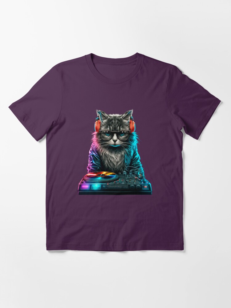 10 Purrfectly Stylish and Practical Shirts for Cats to Add to Your