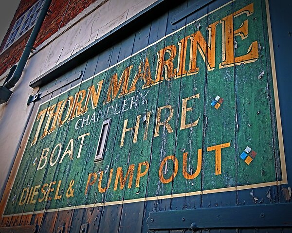 Thorn Marine canalside sign, Stockton Heath