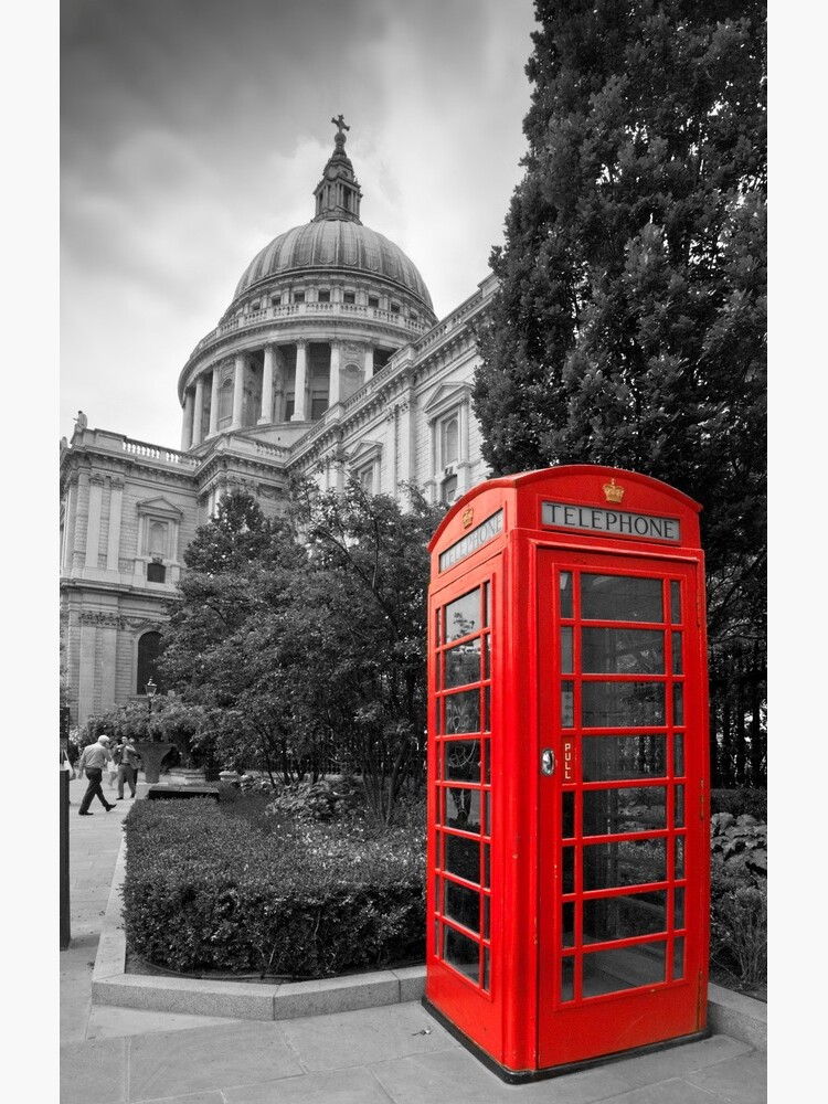 St Pauls Cathedral and the red telephone box by stephenknowles