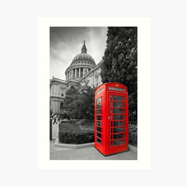 St Pauls Cathedral and the red telephone box Art Print