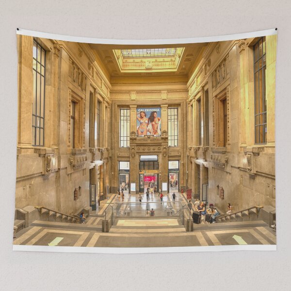 Aperçu de l'œuvre Intérieur de Milano Centrale créée et vendue par hawkie.