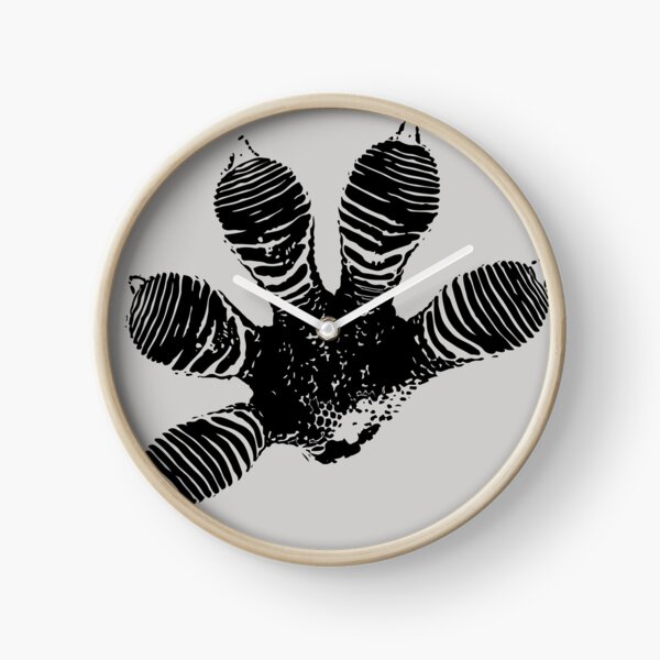 Gecko High Five Clock