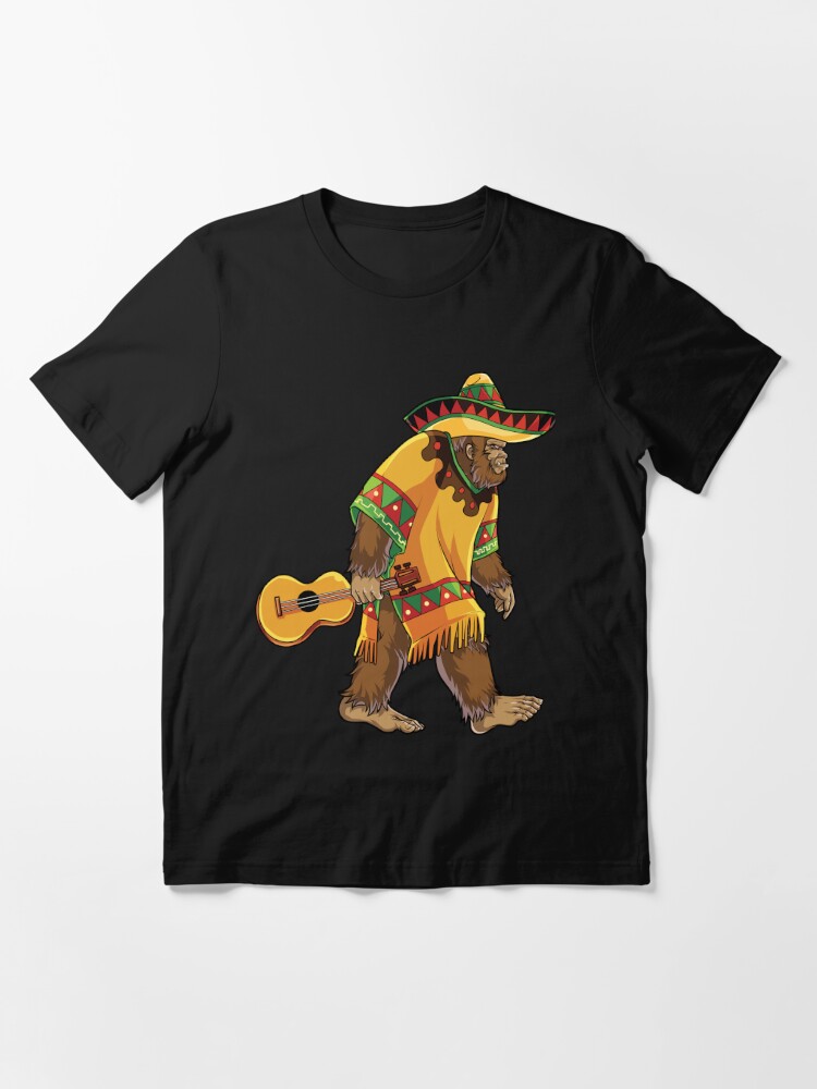 Sasquatch Pizza Sasquatch Carrying Pizza Bigfoot Pizza T-Shirt