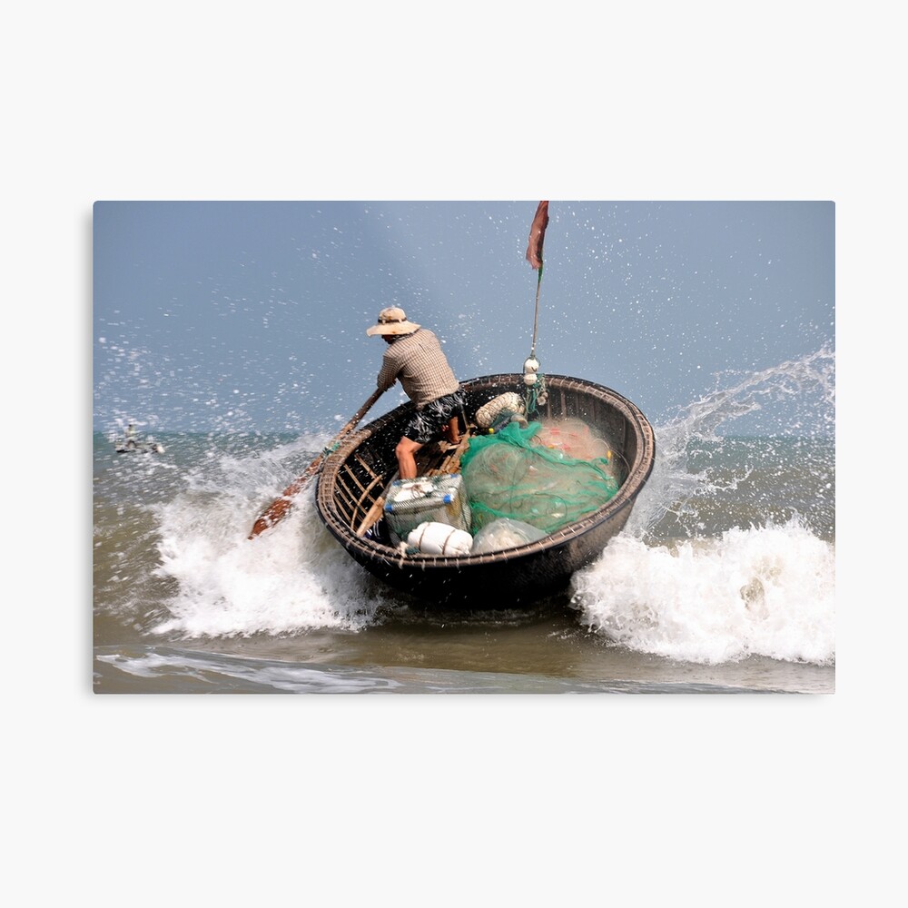 Old fishing boat Malaysia., Old fishing on the beach in Lan…