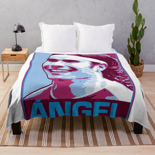 Item preview, Ángel designed and sold by DFA.