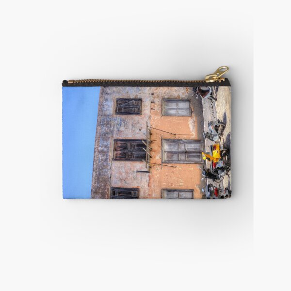Item preview, Transport in front of a ruin designed and sold by tomg.