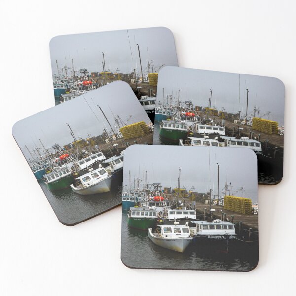 Item preview, Día de niebla en el muelle designed and sold by Daniel's Destinations.
