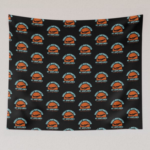 Artikelvorschau, Easily Distracted by Airplanes Funny Airplane Enthusiast entworfen und verkauft von Zurickdesigns.