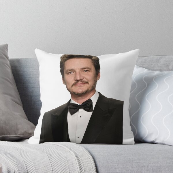 Artikelvorschau, Pedro Pascal - Smoking entworfen und verkauft von MerlinsHut.