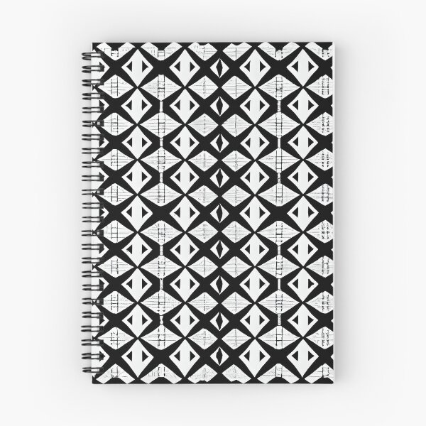 Aperçu de l'œuvre Basic White Black Transitional Pattern Digital Painting créée et vendue par CodeAndColors.