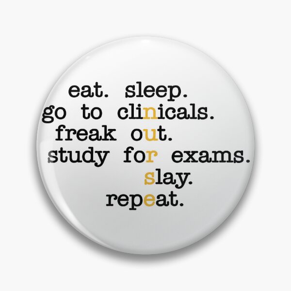 Artikelvorschau, Nursing School Future Nurse Graduation Funny Quote Retro entworfen und verkauft von Kiwi Queen.