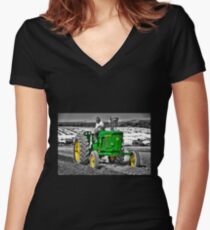 Green Machine Women's Fitted V-Neck T-Shirt