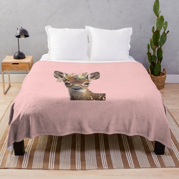 Aperçu de l'œuvre Tête de cerf mignon créée et vendue par ShopLeilaArt.