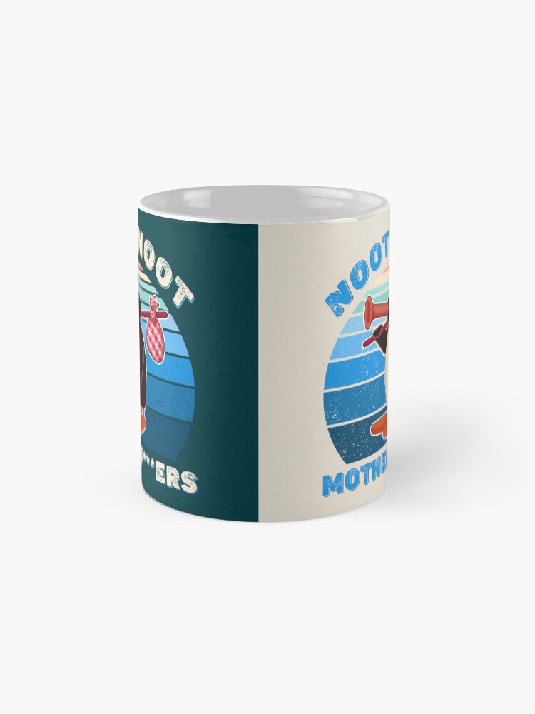 Imagen 4 de 6, Taza de café con la obra Noot Noot Pingu Noot Meme Pingu Noot Noot Madre, diseñada y vendida por GreenSplash.