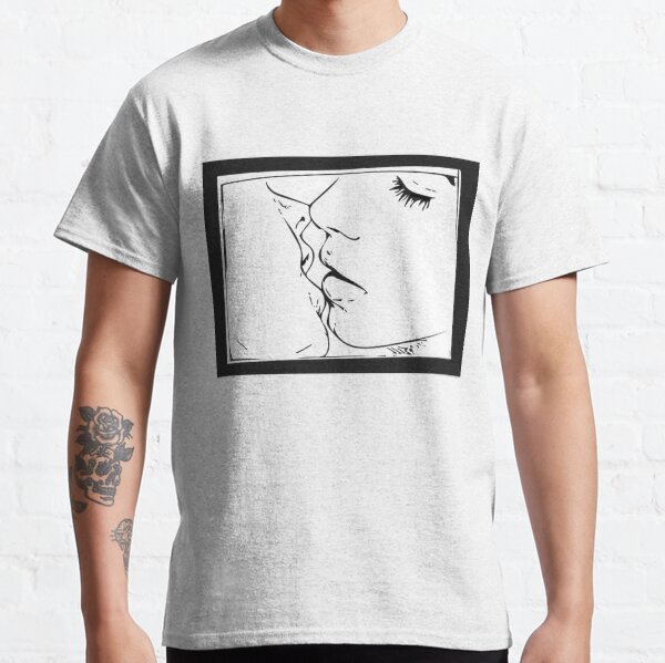 Kissing People Classic T-Shirt