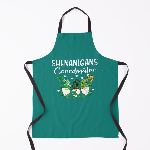 Aperçu de l'œuvre Coordinateur Shenanigans St Patricks Day Gnomes Vert fier T-shirt créée et vendue par zedbubblez.