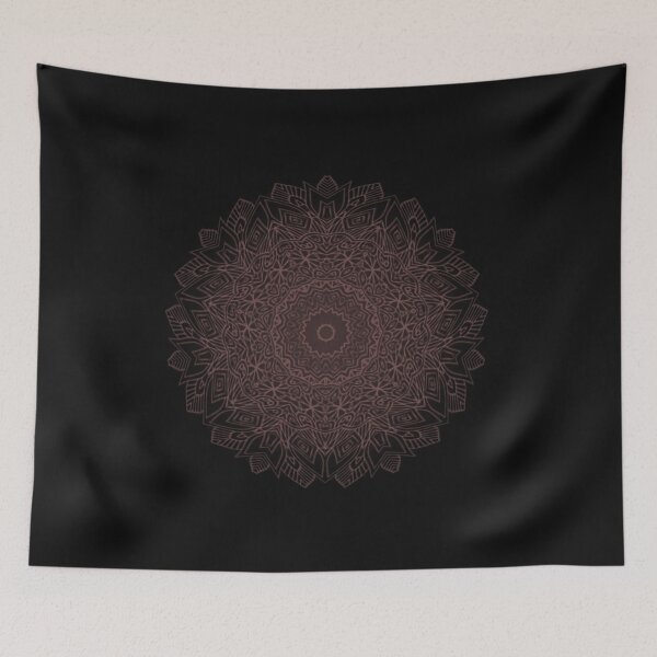Artikelvorschau, Malvenfarbenes, braunes, schwarzes, einfarbiges Mandala mit böhmischem Blumenmuster, kreiert von Veda entworfen und verkauft von kattakitty.