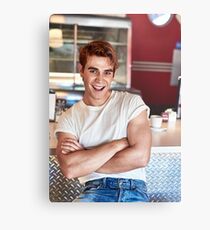 KJ Apa Metallbild