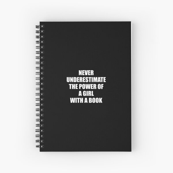 Artikel-Vorschau von Frauentag – Unterschätze niemals die Macht eines Mädchens mit einem Buch – feministische Mädchen, designt und verkauft von Inspirationmotivation.