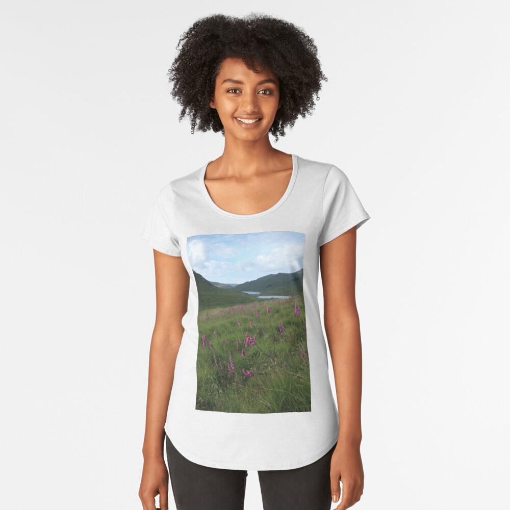 Field of foxgloves II Premium Scoop T-Shirt