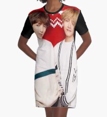 VKook - Weihnachten T-Shirt Kleid